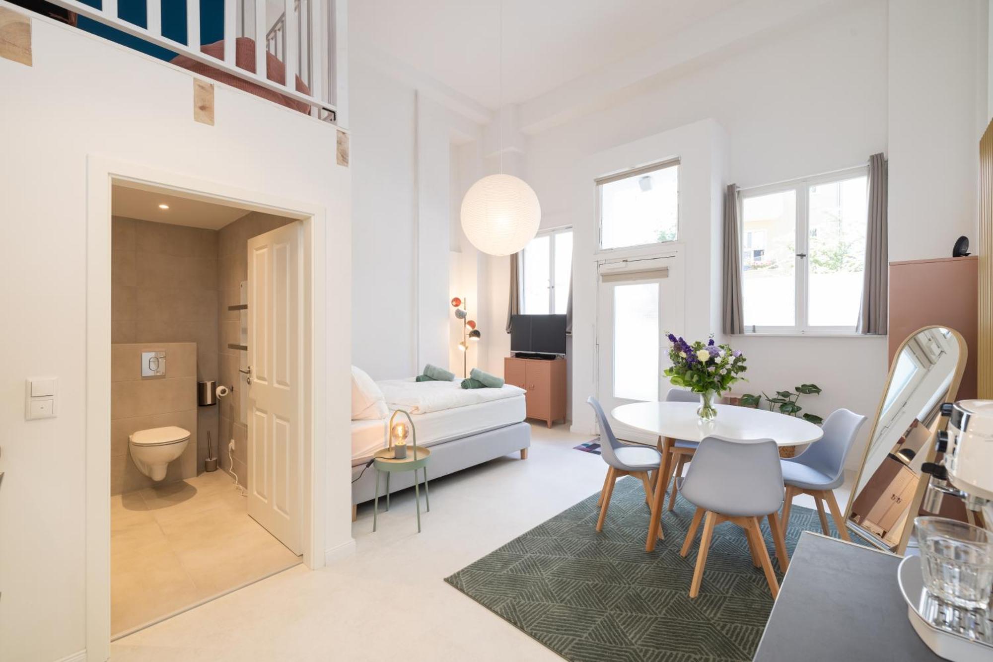 Great 2-Room Loft With 2 Bathrooms And 2 Kitchen เบอร์ลิน ภายนอก รูปภาพ