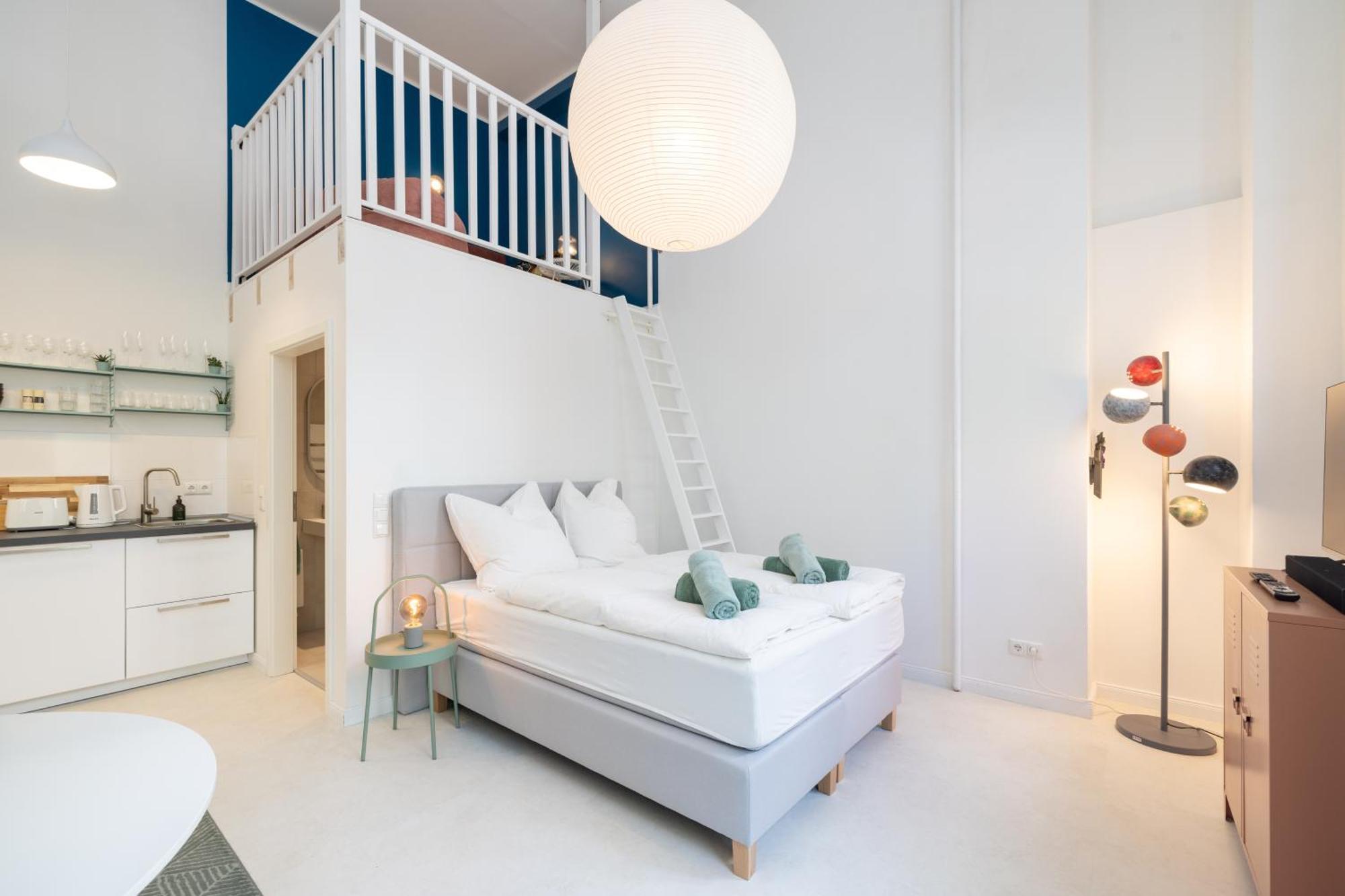 Great 2-Room Loft With 2 Bathrooms And 2 Kitchen เบอร์ลิน ภายนอก รูปภาพ