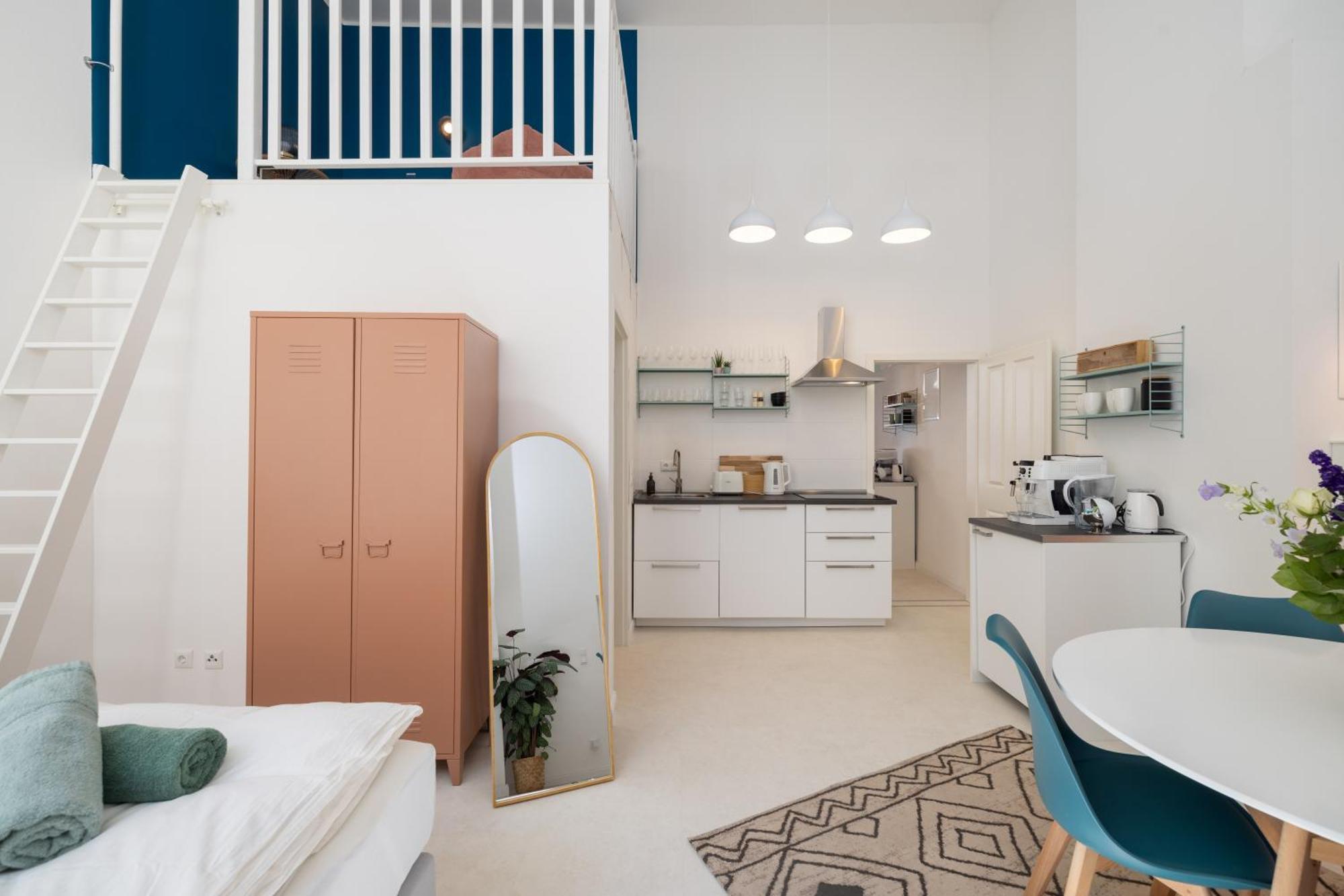 Great 2-Room Loft With 2 Bathrooms And 2 Kitchen เบอร์ลิน ภายนอก รูปภาพ
